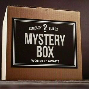 🍒Makeup & Beauty Product Mystery Box